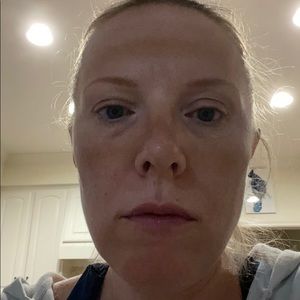 Meet your Posher, Elena